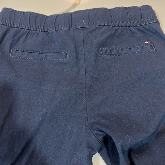 Boys Tommy Hilfiger navy twill pants size Medium - Picture 5 of 7